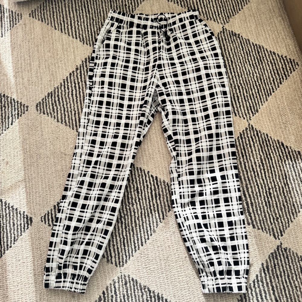 Black & White Plaid Jogger Pants